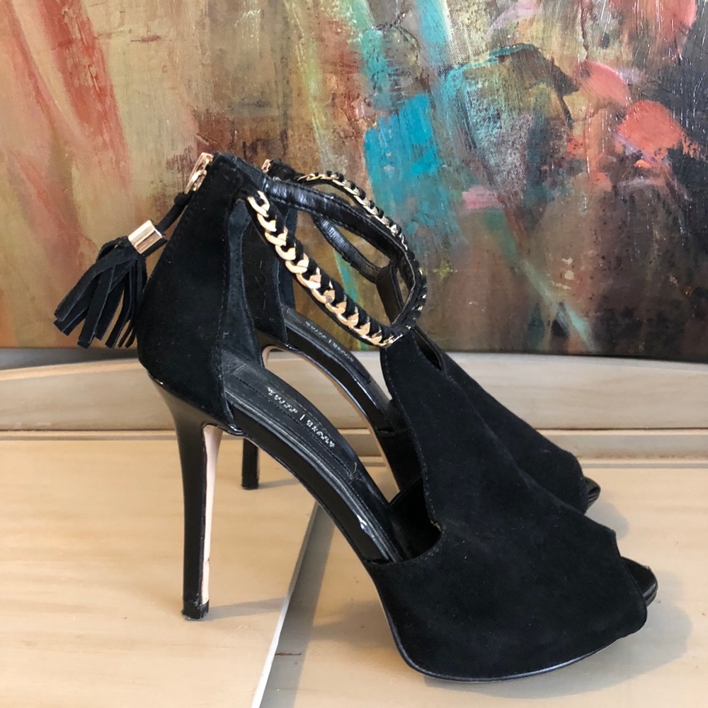Black heels